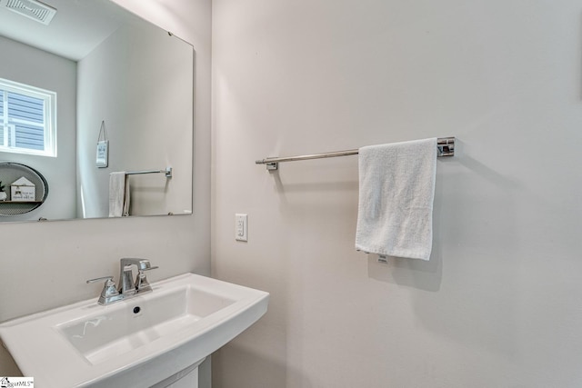 1128 Grovewood Ct, Moore, SC 29369 - bathroom with a sink