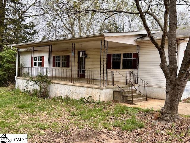 314 Tall Pines Rd, Fountain Inn, SC 29644