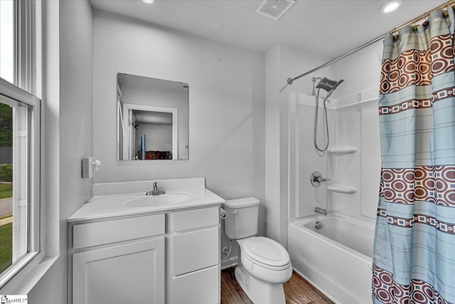 145 Queens Mill Ct, Pendleton, SC 29670 - bathroom with wood finished floors, vanity, toilet, shower / bath combination with curtain, and recessed lighting