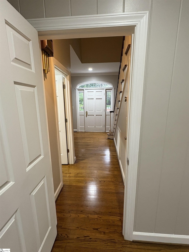 102 Quail Creek Ln, Greenville, SC 29615 - hallway featuring dark wood-style flooring, stairway, and baseboards