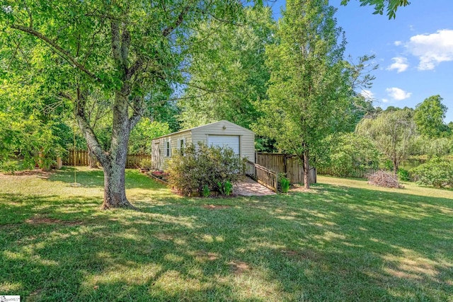 113 Faulkner Cir, Greer, SC 29651 - view of yard with an outbuilding