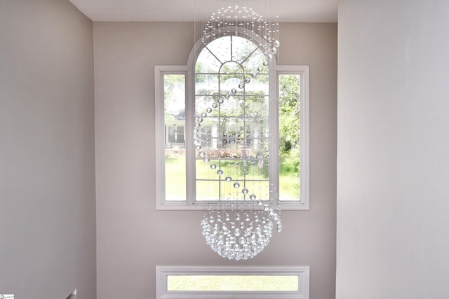 210 Cross Field Rd, Greenville, SC 29607 - detailed view of a chandelier