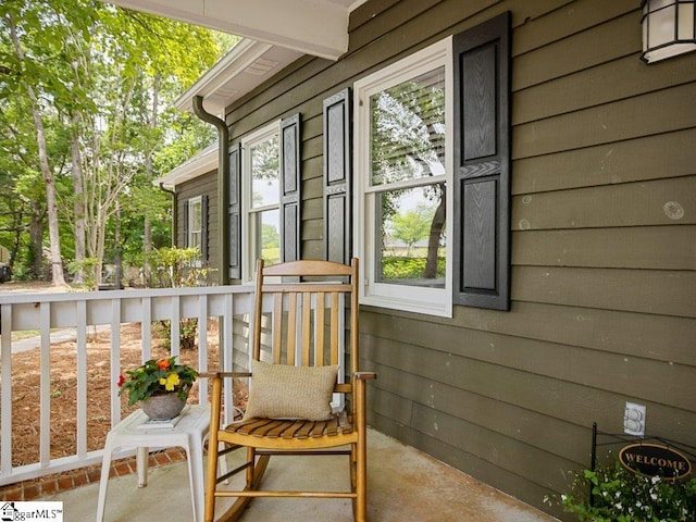 view of covered porch