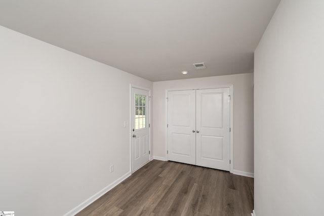 23 Verdant Leaf Way, Greenville, SC 29617 - entrance foyer featuring wood finished floors and baseboards