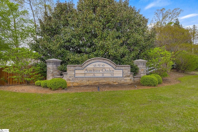 9 Amber Oaks Dr, Greer, SC 29651 - community / neighborhood sign with a yard