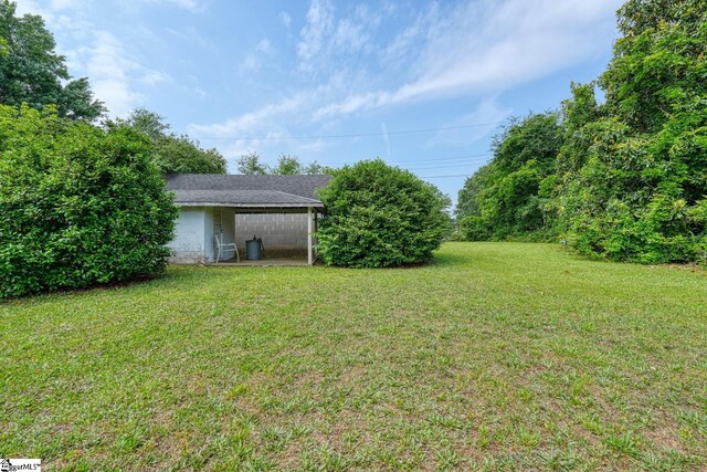 129 E Main St, Duncan, SC 29334 - view of green lawn