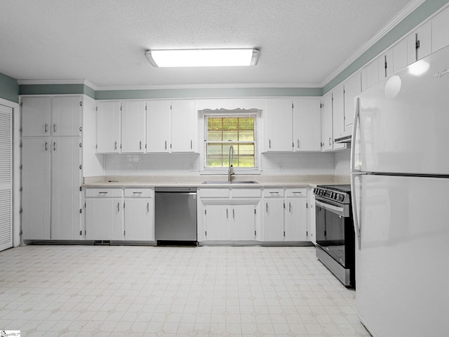 221 N Hill Dr, Boiling Springs, SC 29316 - kitchen with stainless steel appliances, a sink, light countertops, light flooring, and white cabinets