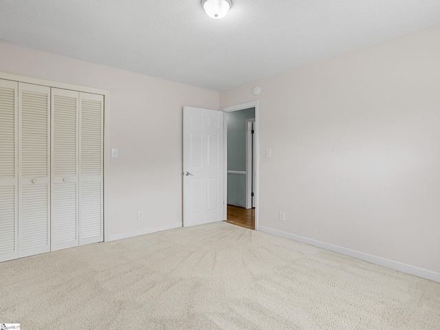 221 N Hill Dr, Boiling Springs, SC 29316 - unfurnished bedroom with carpet, baseboards, and a closet