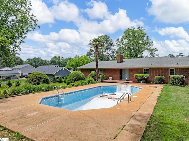 221 N Hill Dr, Boiling Springs, SC 29316 - view of pool with a patio area and an empty pool