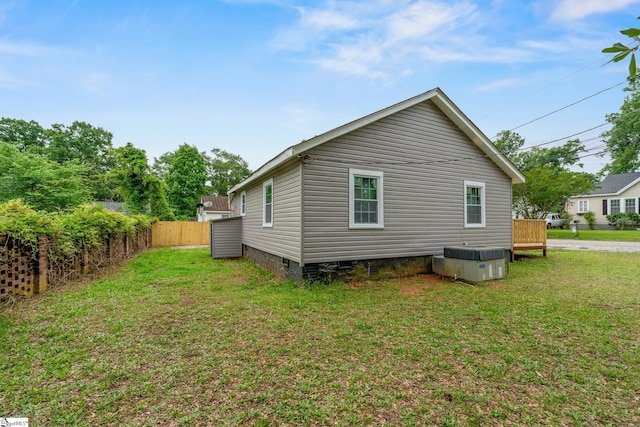 1818 Green St, Anderson, SC 29625 - rear view of house featuring crawl space and cooling unit