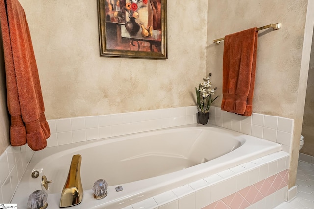 103 Farming Creek Dr, Simpsonville, SC 29680 - full bath featuring a bath and toilet