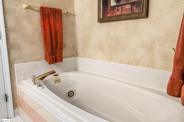 103 Farming Creek Dr, Simpsonville, SC 29680 - full bathroom with a whirlpool tub