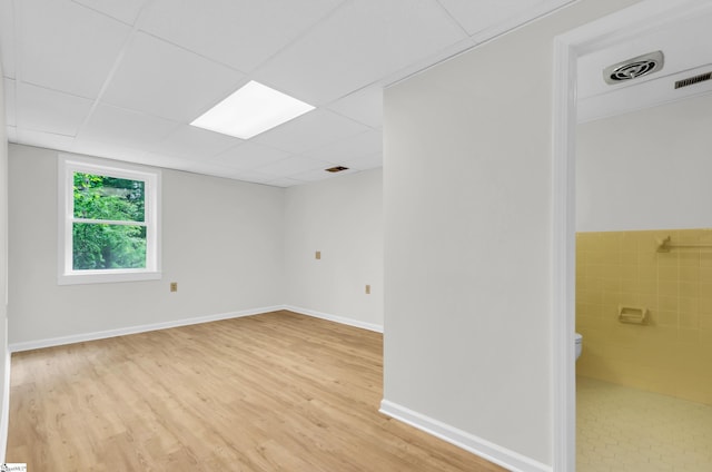 116 Arnold Dr, Anderson, SC 29621 - empty room with light wood-style floors and a paneled ceiling