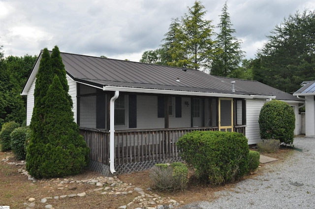 105 S Oakleaf Dr, Landrum, SC 29356 - view of front facade with metal roof