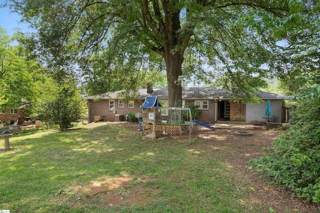2807 Bellview Rd, Anderson, SC 29621 - view of yard featuring a deck and central air condition unit