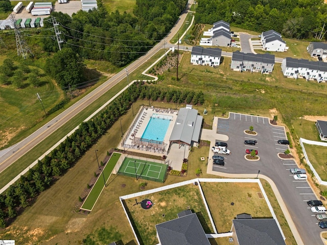 117 Hazelcroft Dr, Fountain Inn, SC 29644 - bird's eye view of a pool
