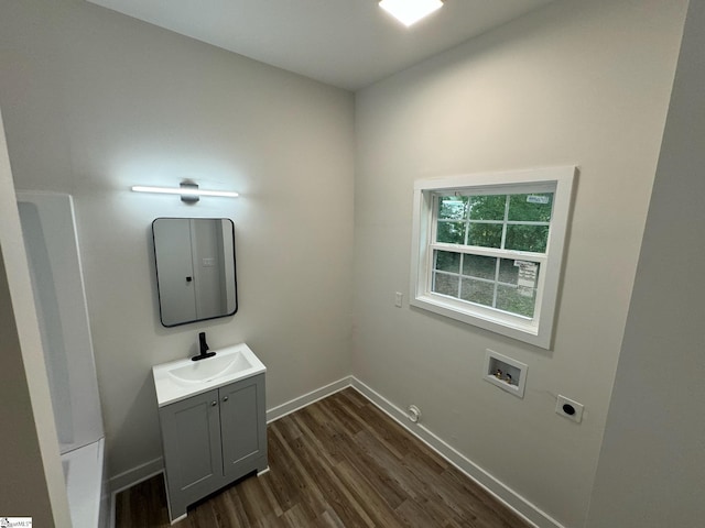 205 Magnolia St, Gaffney, SC 29340 - washroom featuring electric dryer hookup, washer hookup, dark wood finished floors, and hookup for a gas dryer