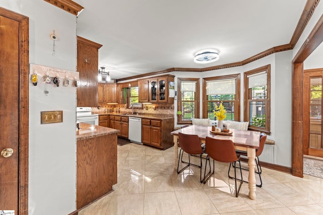 208 Forrester Creek Way, Greenville, SC 29607 - dining space with crown molding