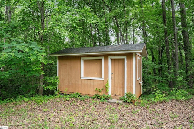 223 Covington Rd, Greenville, SC 29617 - view of shed featuring a forest view
