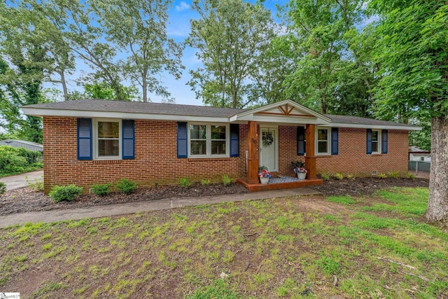 110 Sycamore Dr, Mauldin, SC 29662 - single story home with brick siding