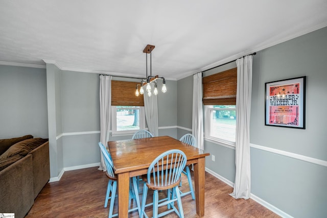 110 Sycamore Dr, Mauldin, SC 29662 - dining area with ornamental molding, wood finished floors, and baseboards