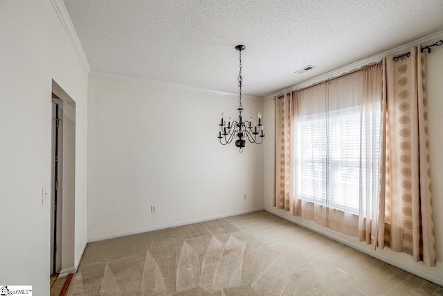 122 N Orchard Farms Ave, Simpsonville, SC 29681 - spare room with crown molding, a chandelier, a textured ceiling, light colored carpet, and baseboards