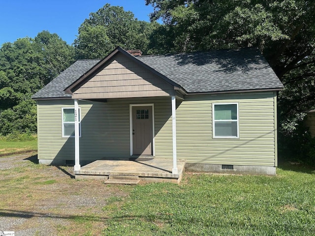 121 Pacolet Hwy, Gaffney, SC 29340 - bungalow featuring crawl space, a front yard, and a shingled roof