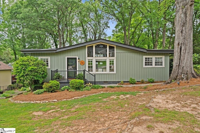116 Twinbrook Dr, Greenville, SC 29607 - mid-century home featuring crawl space