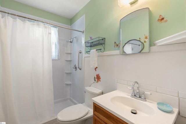 100 Maxwell Rd, Spartanburg, SC 29302 - full bath with toilet, curtained shower, and vanity