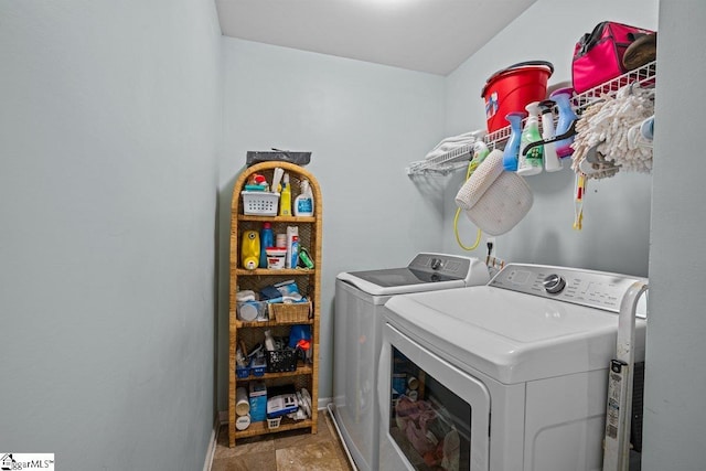 559 Falls Cottage Run, Boiling Springs, SC 29316 - washroom featuring washer and dryer and baseboards