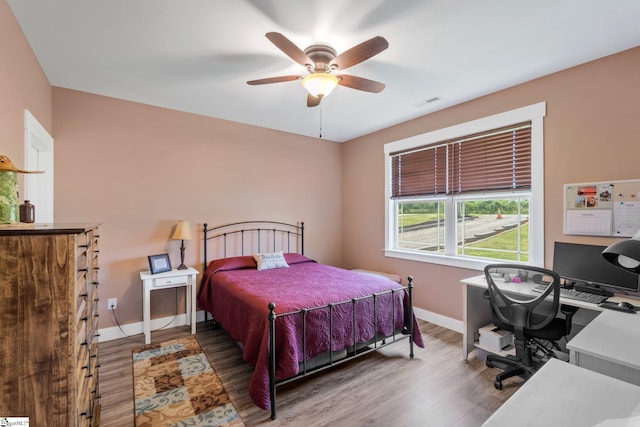 222 Blease Horton Rd, Boiling Springs, SC 29316 - bedroom with wood finished floors, a desk, baseboards, and a ceiling fan