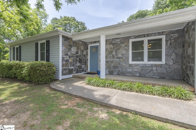 112 Summer Dr, Easley, SC 29642 - view of front of home featuring stone siding and a porch
