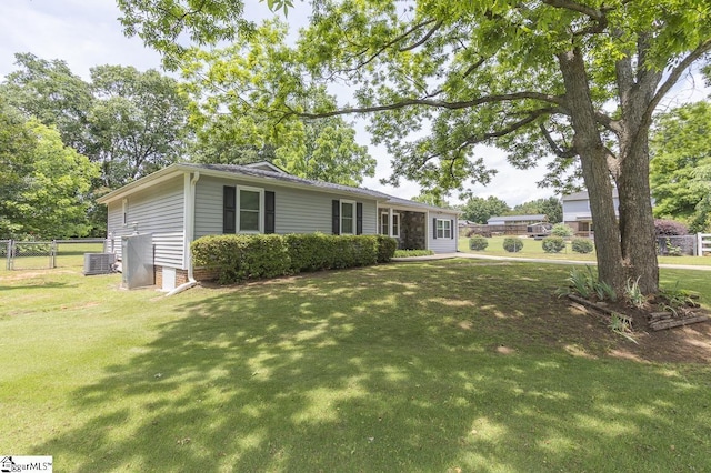 112 Summer Dr, Easley, SC 29642 - ranch-style house featuring central air condition unit