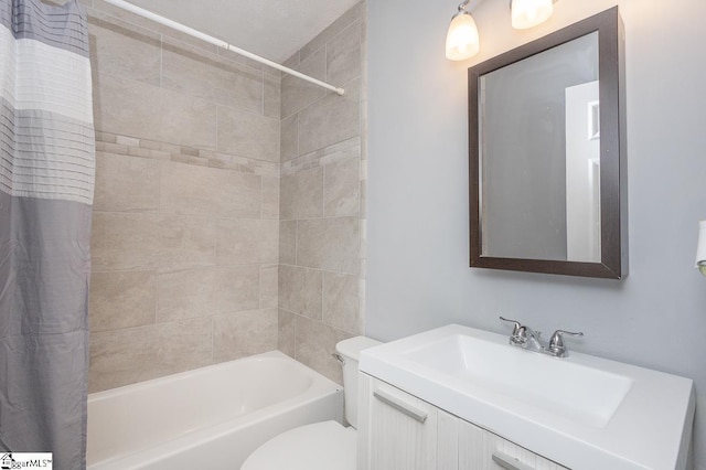 112 Summer Dr, Easley, SC 29642 - bathroom with vanity, shower / tub combo with curtain, and toilet