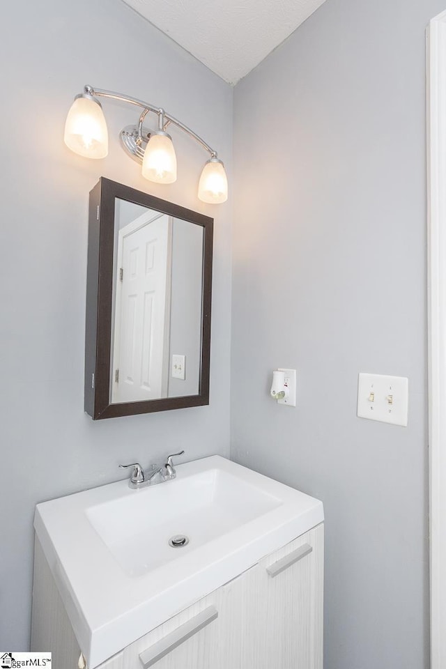 112 Summer Dr, Easley, SC 29642 - bathroom featuring vanity