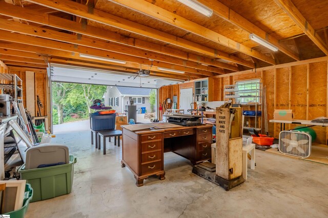 236 S Park Dr, Spartanburg, SC 29302 - view of garage