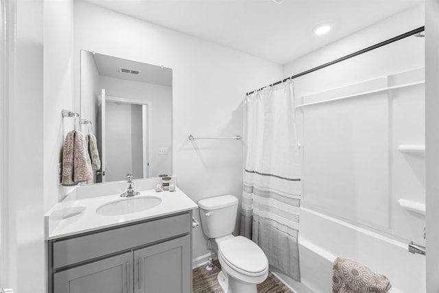 116 Southridge Ct, Easley, SC 29642 - bathroom with toilet, vanity, shower / tub combo, and wood finished floors