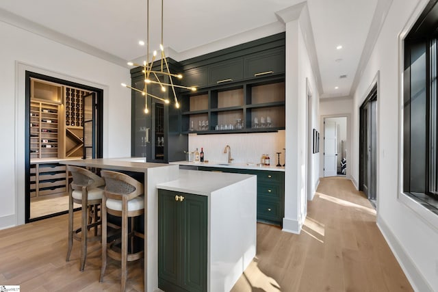 189 Crowne Hill Way, Marietta, SC 29661 - indoor wet bar featuring backsplash, light wood-style floors, pendant lighting, recessed lighting, and baseboards
