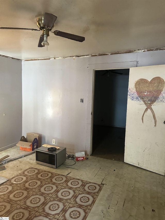 109 Jones St, Anderson, SC 29625 - spare room featuring ceiling fan