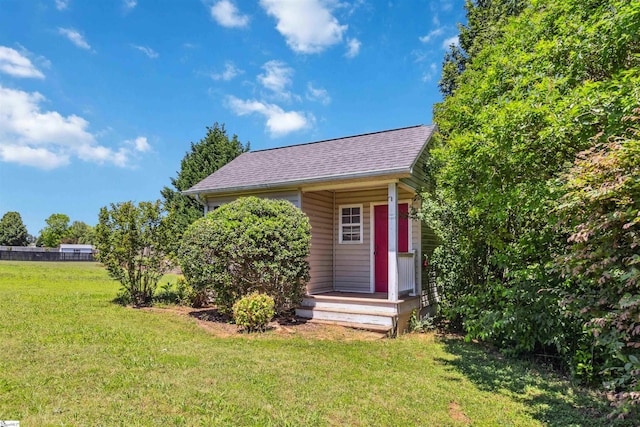 1073 Corie Crest Dr, Boiling Springs, SC 29316 - view of front of home with a shingled roof and a front lawn