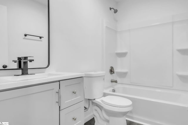 182 Ridge St, Spartanburg, SC 29302 - full bath featuring vanity, toilet, and shower / washtub combination