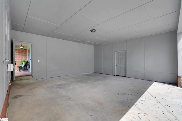 302 Spruce St, Clinton, SC 29325 - view of garage