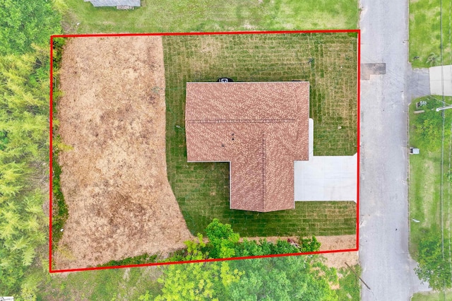 106 N St, Belton, SC 29627 - aerial view of property and surrounding area with property boundaries highlighted
