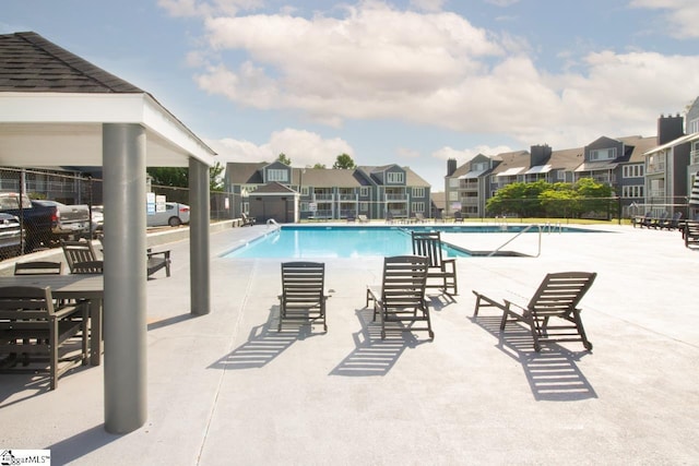 1507 Northlake Dr, Anderson, SC 29625 - community pool featuring a patio and a residential view