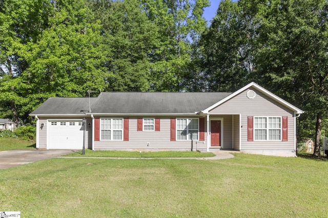 103 Berry Ct, Belton, SC 29627 - single story home featuring concrete driveway, a garage, and a front yard