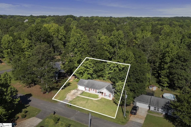 103 Berry Ct, Belton, SC 29627 - aerial view of property and surrounding area featuring a forest and property parcel outlined