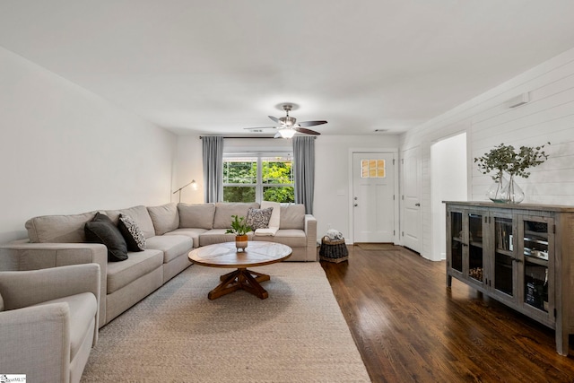 26 Briarcliff Dr, Greenville, SC 29607 - living area featuring dark wood-style floors and ceiling fan