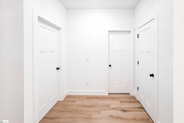 1623 Fairfield Rd, Chesnee, SC 29323 - hallway with light wood finished floors and baseboards