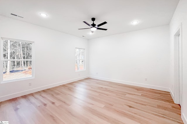136 Susans Rd, Gaffney, SC 29341 - spare room featuring light wood-style flooring, baseboards, a ceiling fan, and recessed lighting