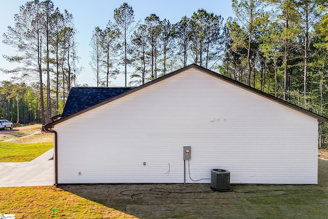 136 Susans Rd, Gaffney, SC 29341 - view of side of home featuring cooling unit and a shingled roof